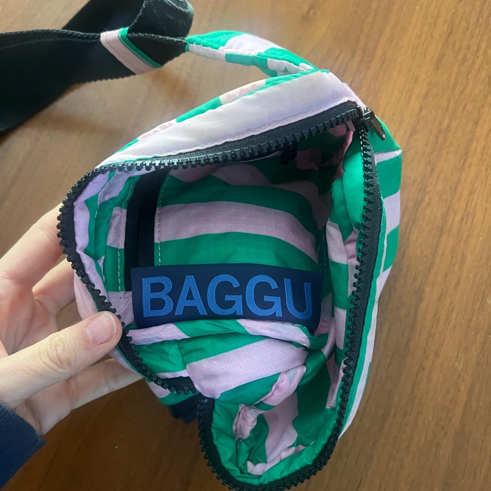 BAGGU Pink and Green Striped Crossbody Fanny pack puffy